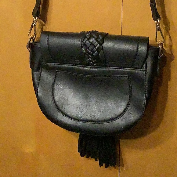 Moda Luxe black leather purse with braid and tassels, EUC - Picture 4 of 8